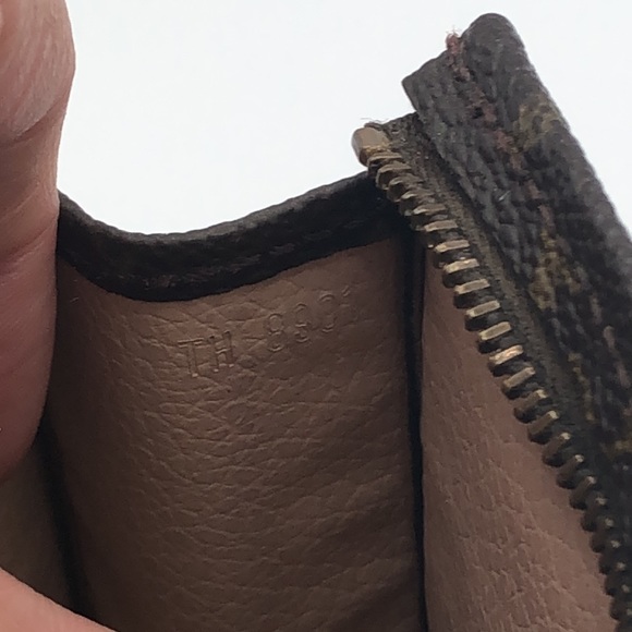 Vintage Louis Vuitton toiletry 15 - Picture 7 of 8